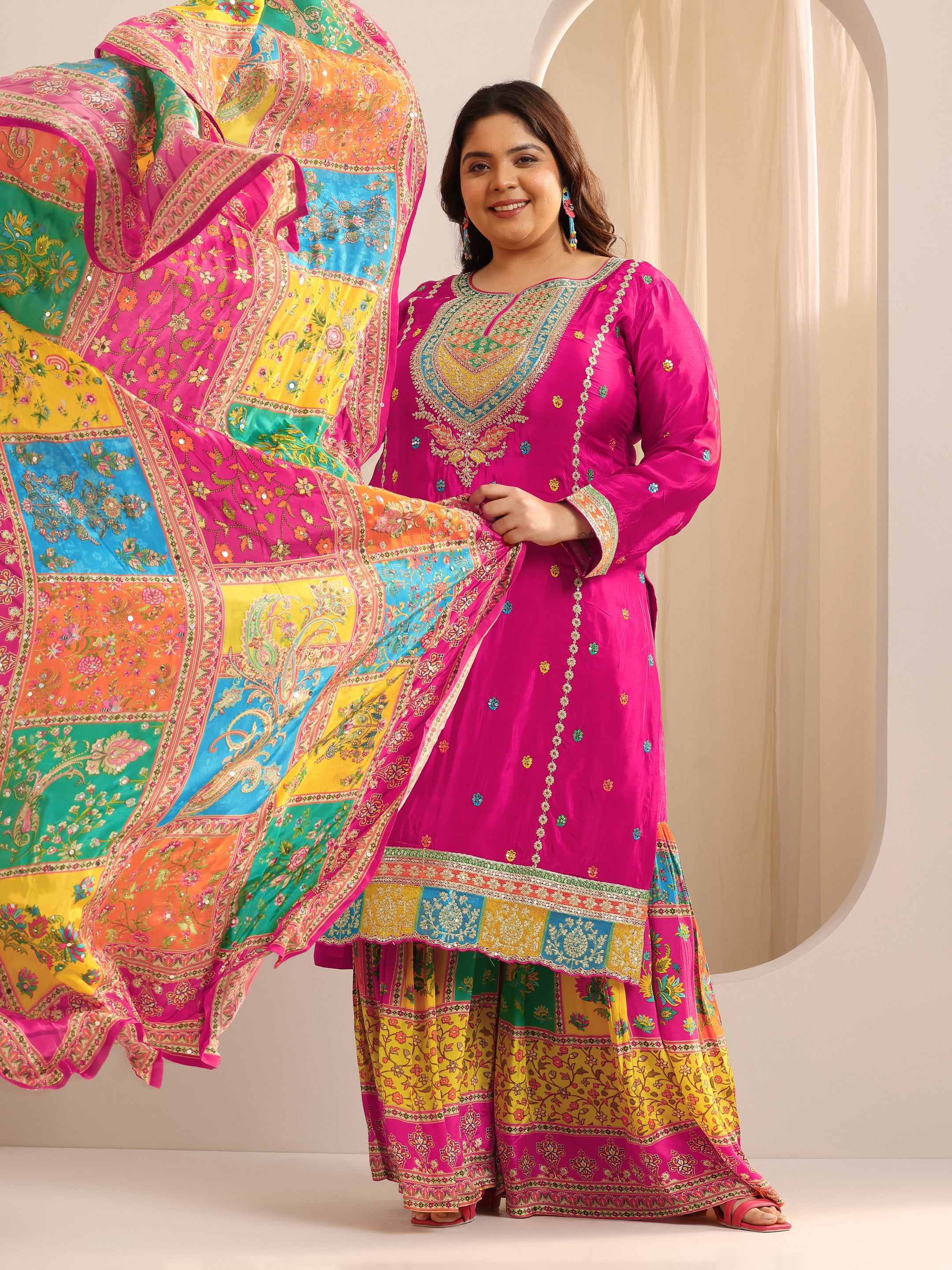 Pink Embroidered Silk Blend Straight Suit Set With Dupatta