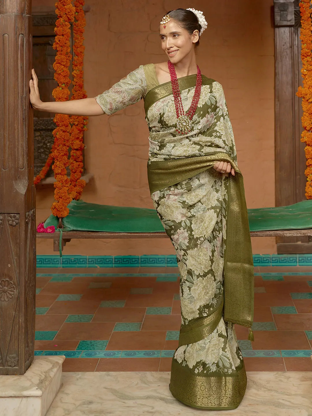 Olive Printed Silk Blend Saree With Unstitched Blouse Piece