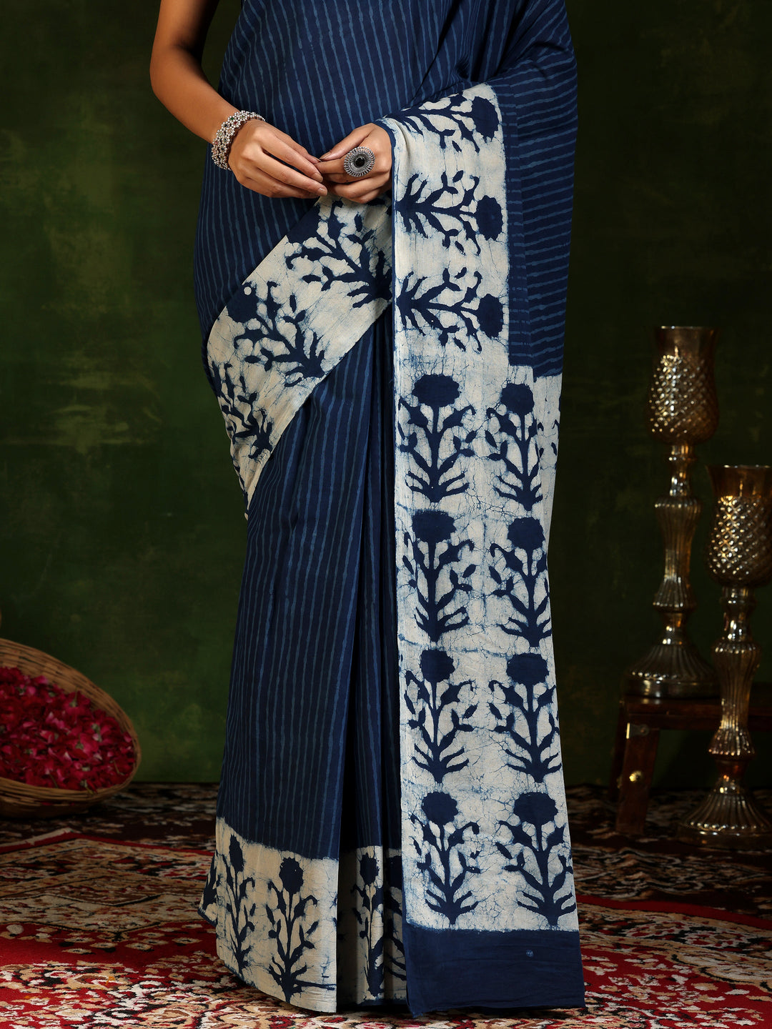 Indigo Printed Cotton Saree With Unstitched Blouse Piece