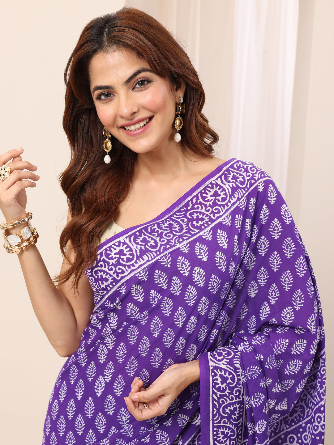Purple Printed Cotton Saree With Unstitched Blouse