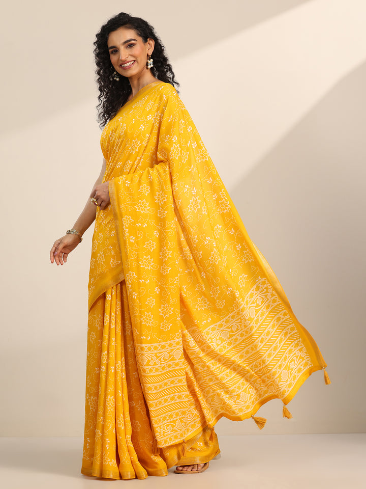 Yellow Printed Georgette Saree With Unstitched Blouse Piece