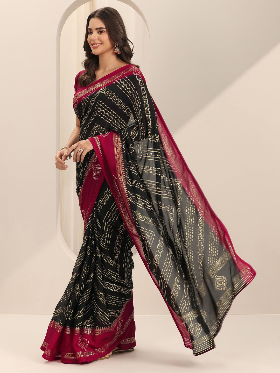 Black Printed Georgette Saree With Unstitched Blouse Piece