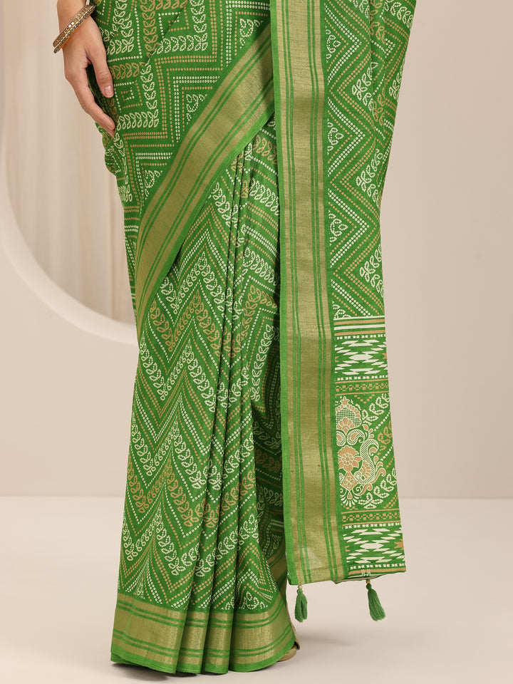 Green Printed Silk Blend Saree With Unstitched Blouse Piece