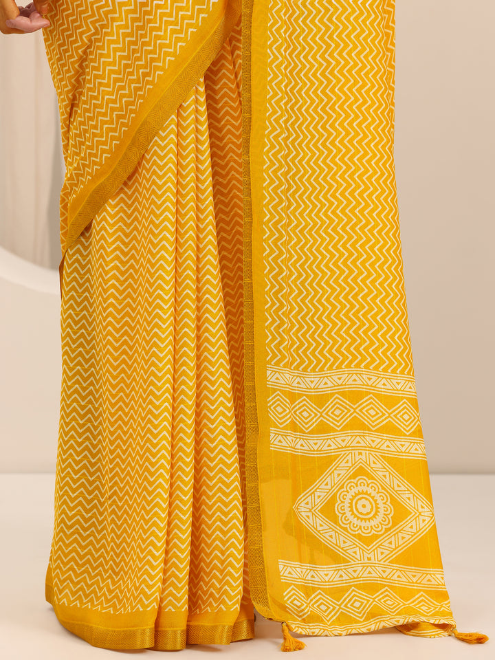 Yellow Printed Georgette Saree With Unstitched Blouse Piece