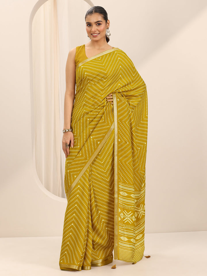 Mustard Printed Georgette Saree With Unstitched Blouse Piece