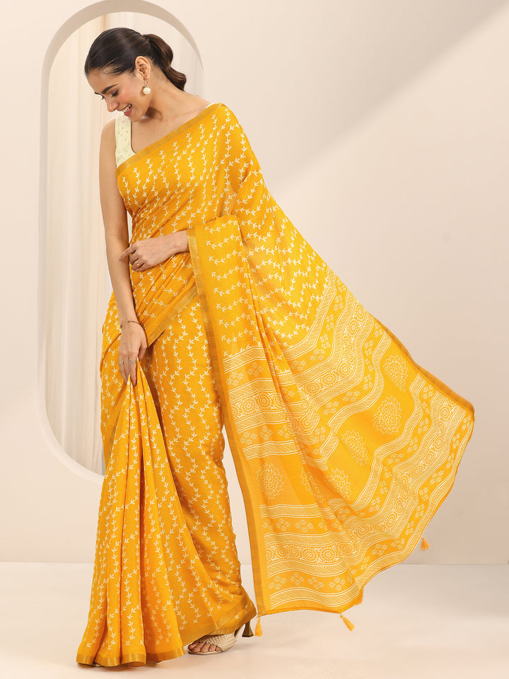Mustard Printed Georgette Saree With Unstitched Blouse Piece