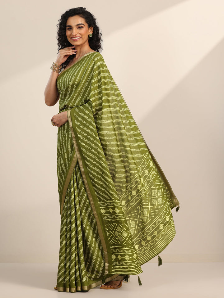 Green Printed Georgette Saree With Unstitched Blouse Piece