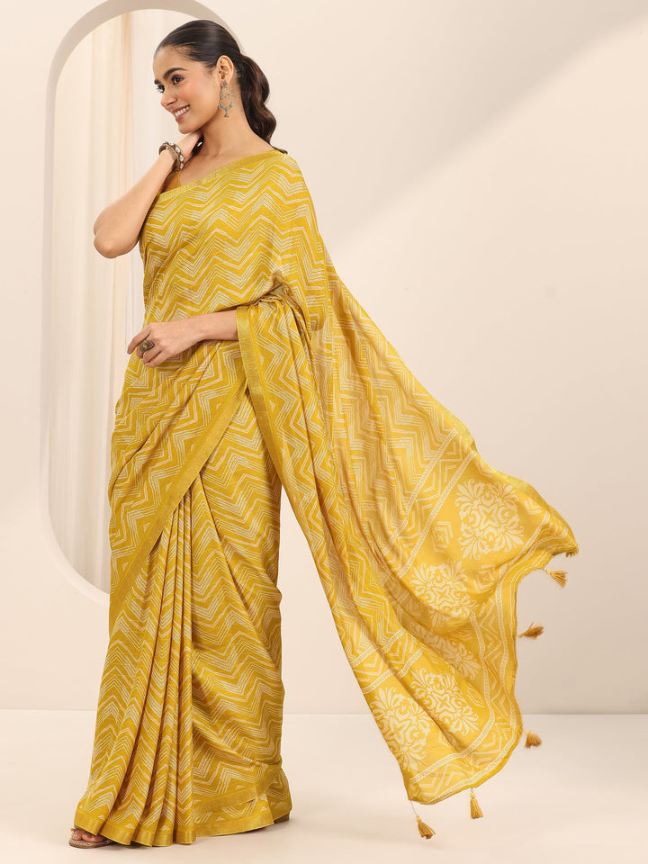 Mustard Printed Georgette Saree With Unstitched Blouse Piece