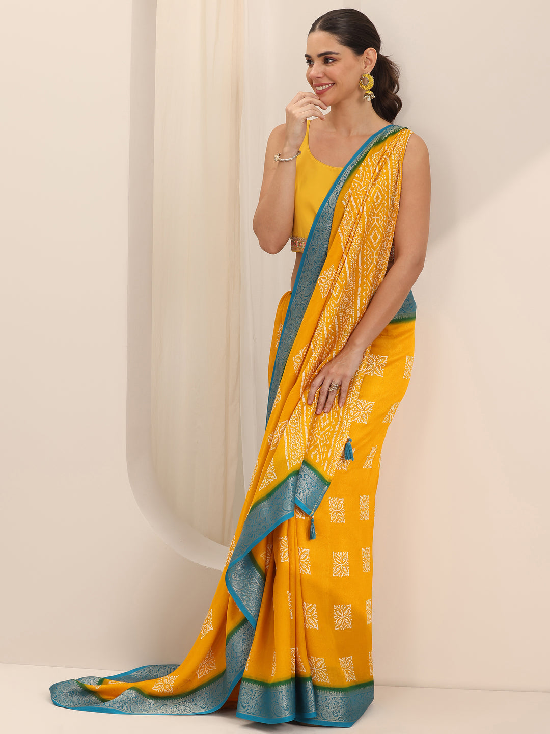 Mustard Printed Georgette Saree With Unstitched Blouse Piece