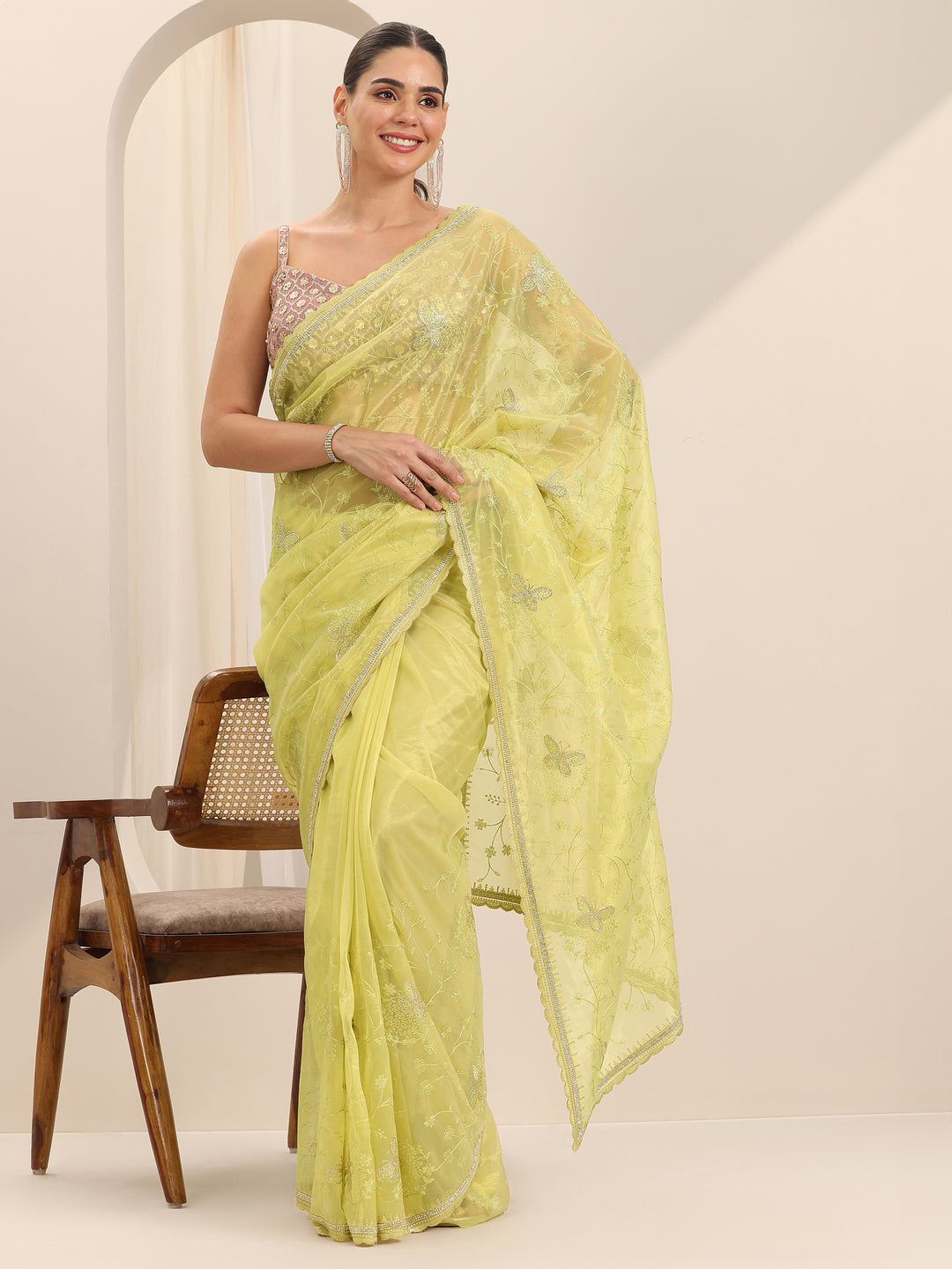 Green Embroidered Net Silk Saree With Unstitched Blouse Piece