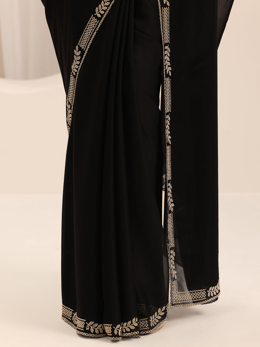 Black Solid Satin Saree With Unstitched Blouse Piece