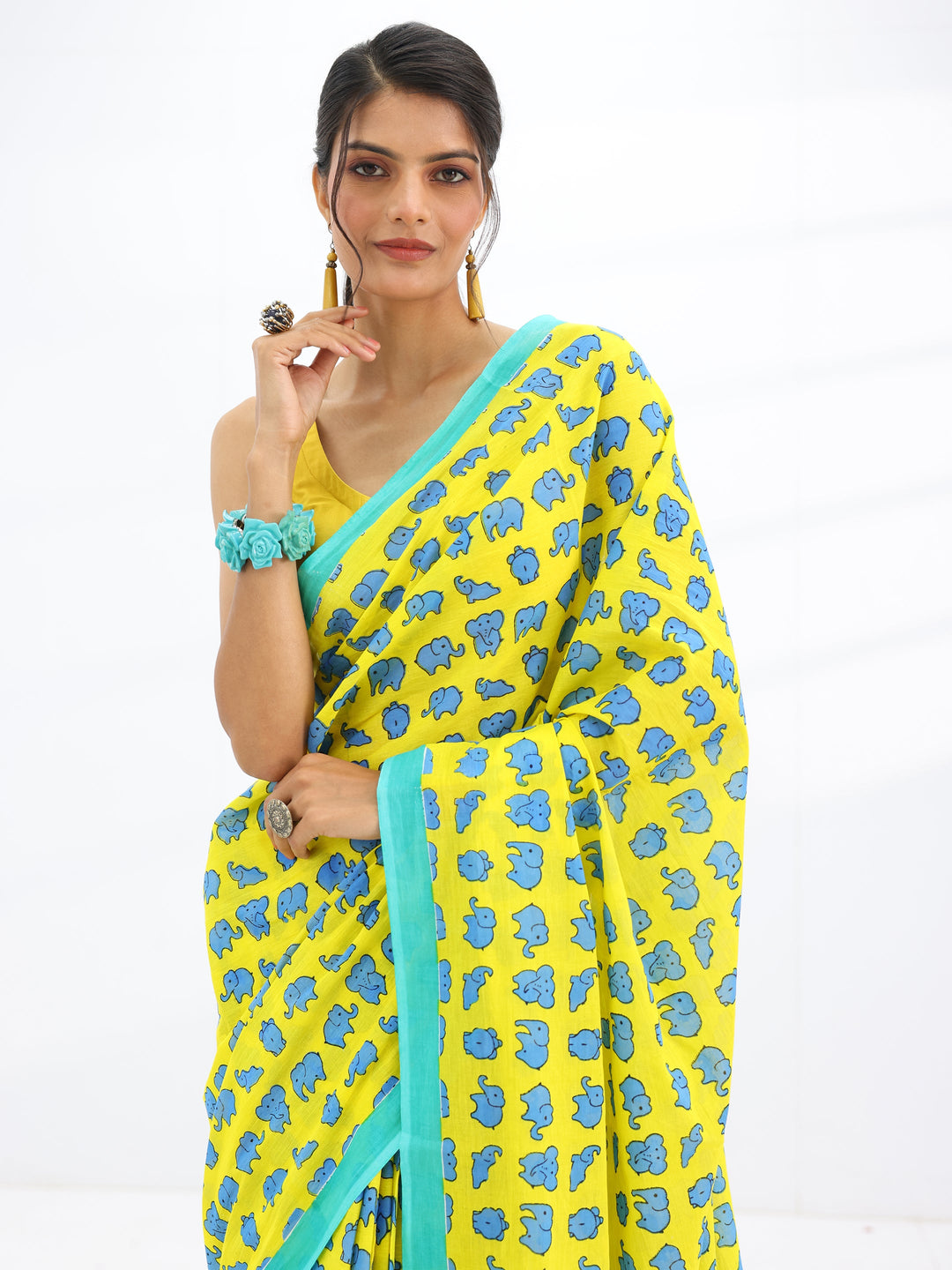 Yellow Printed Cotton Saree With Unstitched Blouse Piece
