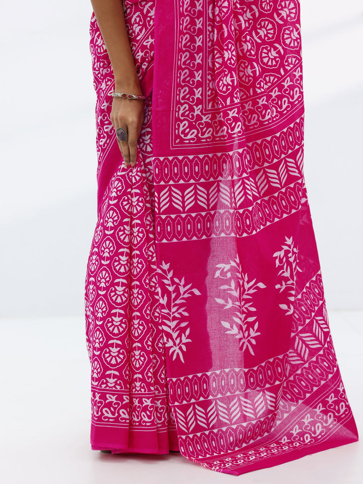 Pink Printed Cotton Saree With Unstitched Blouse Piece