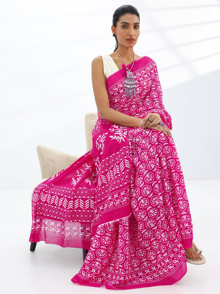 Pink Printed Cotton Saree With Unstitched Blouse Piece