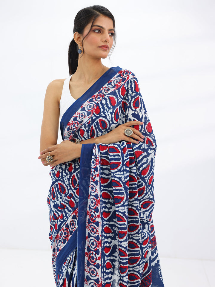 Navy Blue Printed Cotton Saree With Unstitched Blouse Piece