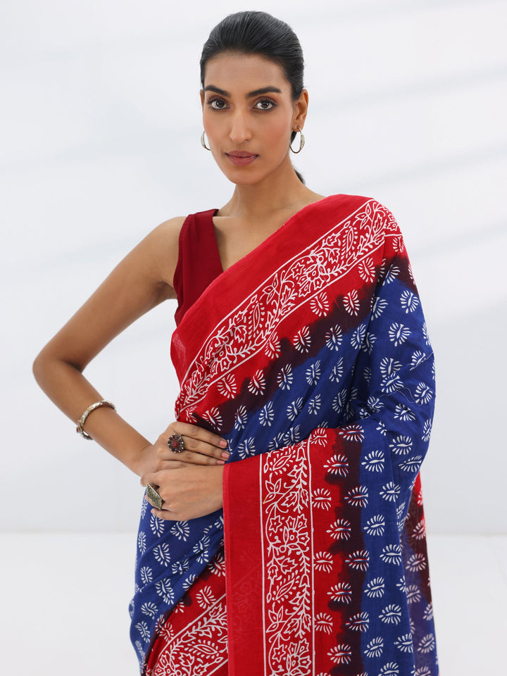 Navy Blue Printed Cotton Saree With Unstitched Blouse Piece