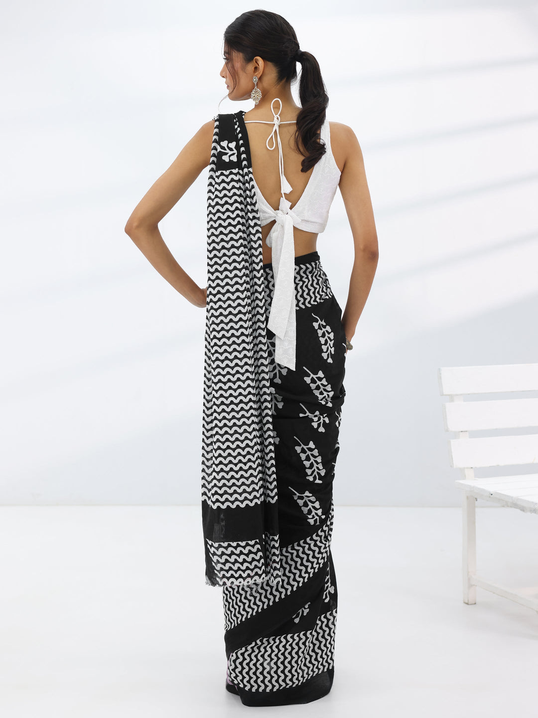 Black Printed Cotton Saree With Unstitched Blouse Piece