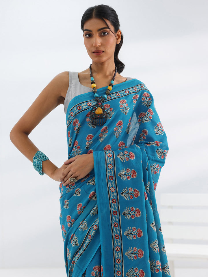 Turquoise Blue Printed Cotton Saree With Unstitched Blouse Piece