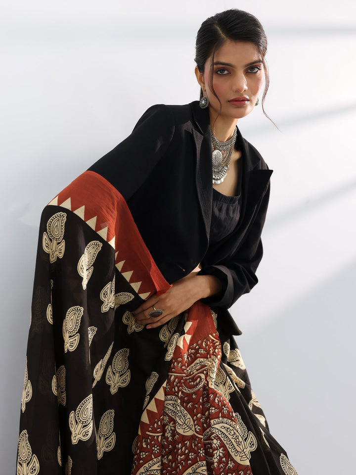 Black Printed Cotton Saree With Unstitched Blouse Piece