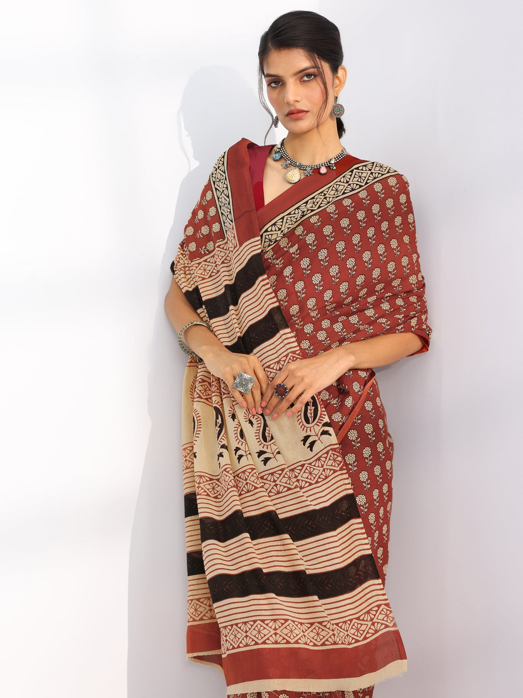 Rust Solid Cotton Saree With Unstitched Blouse Piece