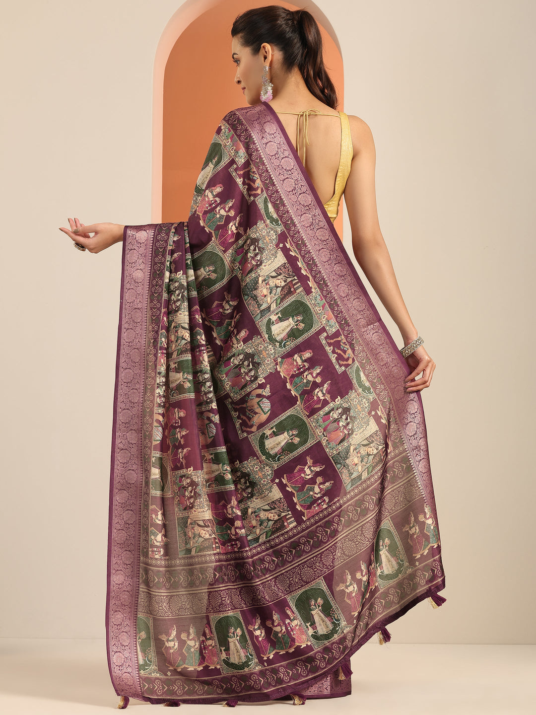 Burgundy Printed Silk Blend Saree With Unstitched Blouse Piece