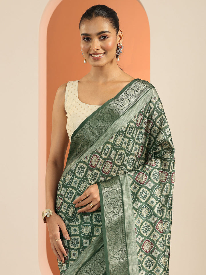 Green Printed Silk Blend Saree With Unstitched Blouse Piece