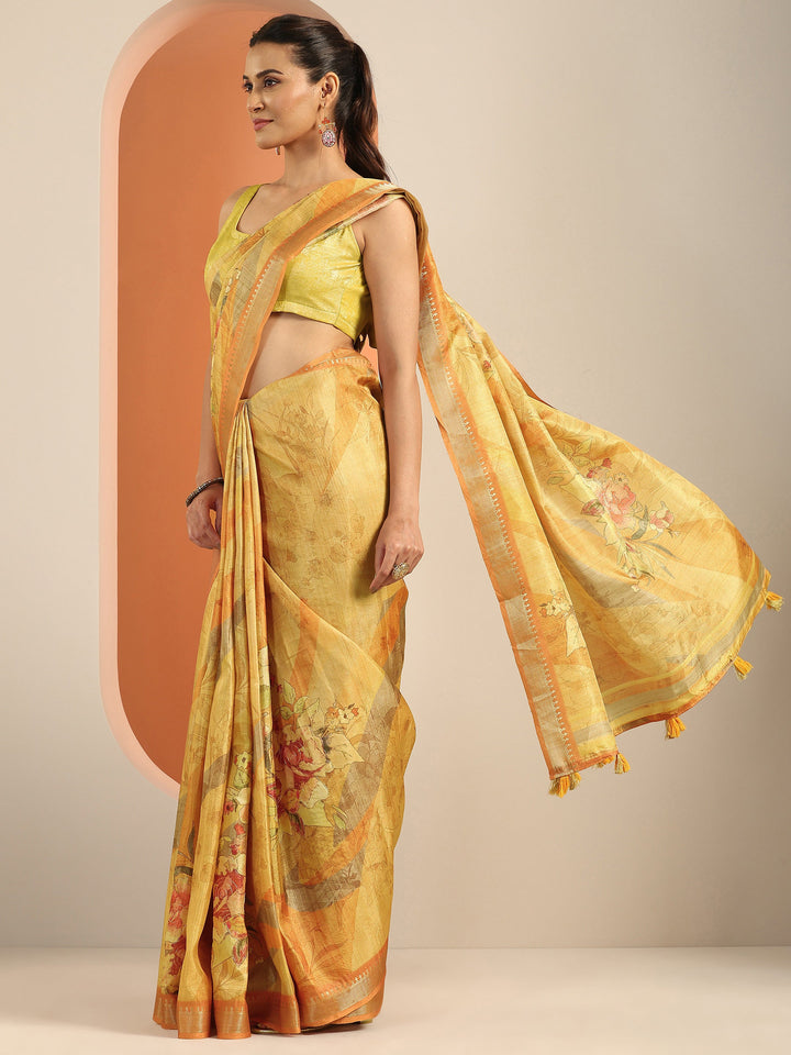 Mustard Printed Silk Blend Saree With Unstitched Blouse Piece