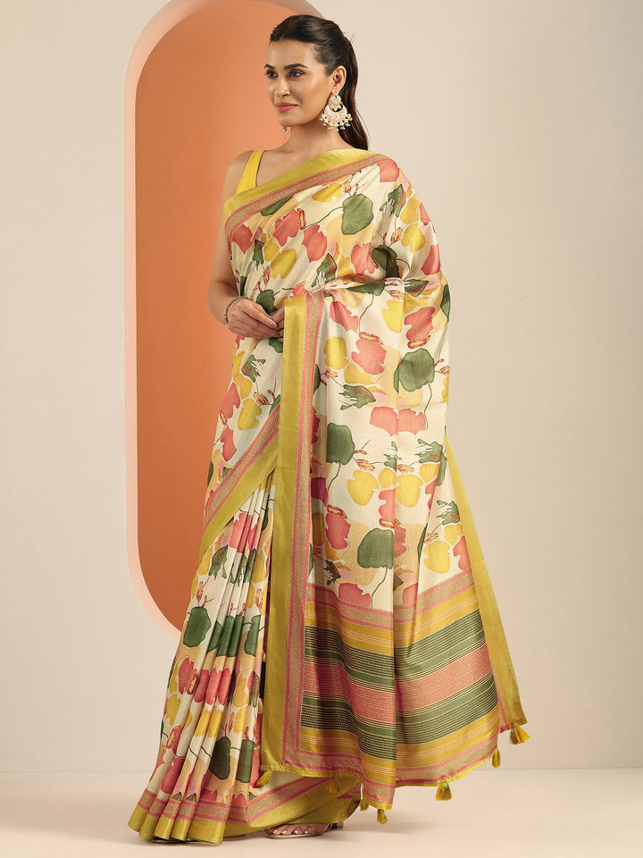 Off white Printed Silk Blend Saree With Unstitched Blouse Piece