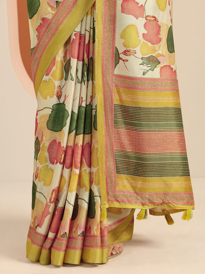 Off white Printed Silk Blend Saree With Unstitched Blouse Piece