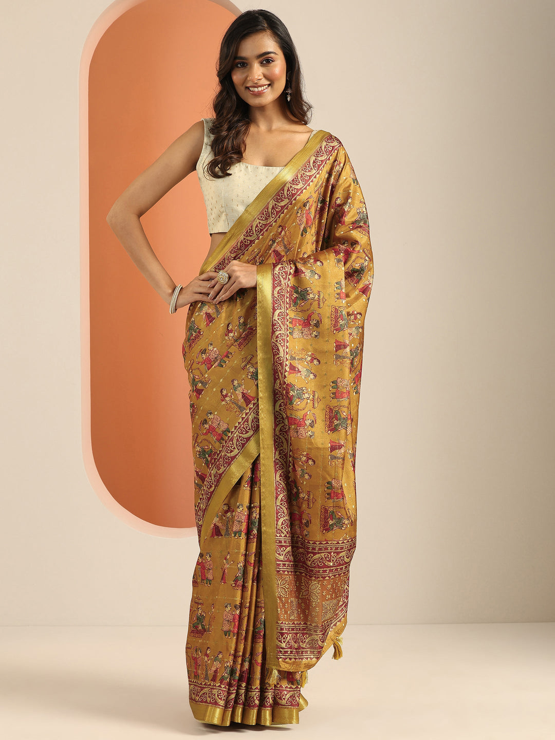 Mustard Printed Silk Blend Saree With Unstitched Blouse Piece