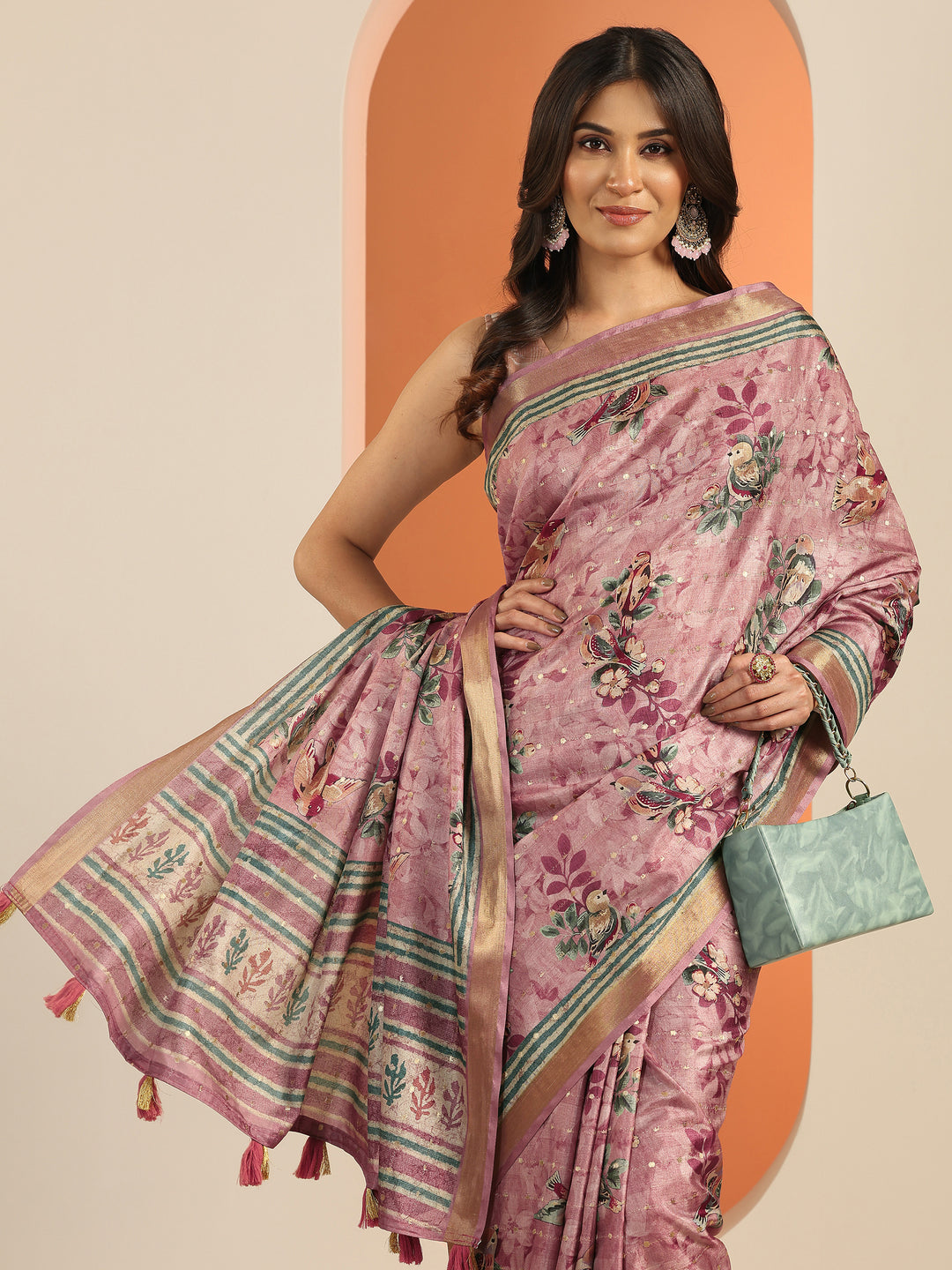 Purple Printed Silk Blend Saree With Unstitched Blouse Piece