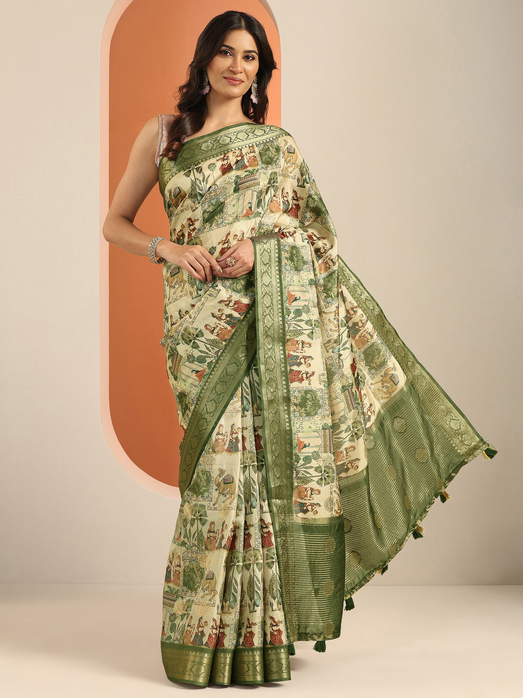 Green Printed Silk Blend Saree With Unstitched Blouse Piece