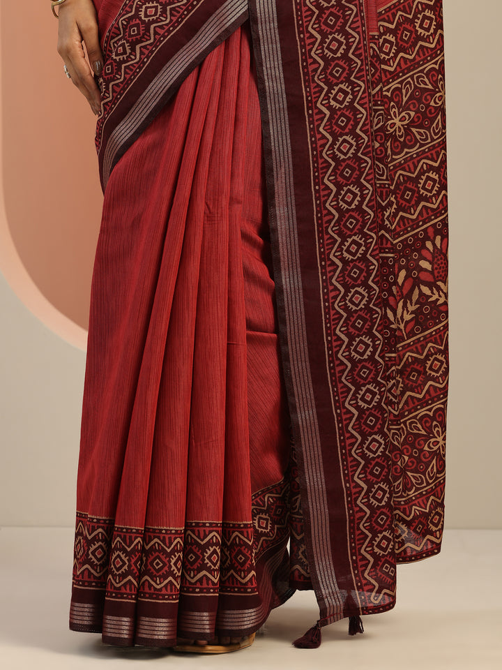 Red Solid Silk Blend Saree With Unstitched Blouse Piece