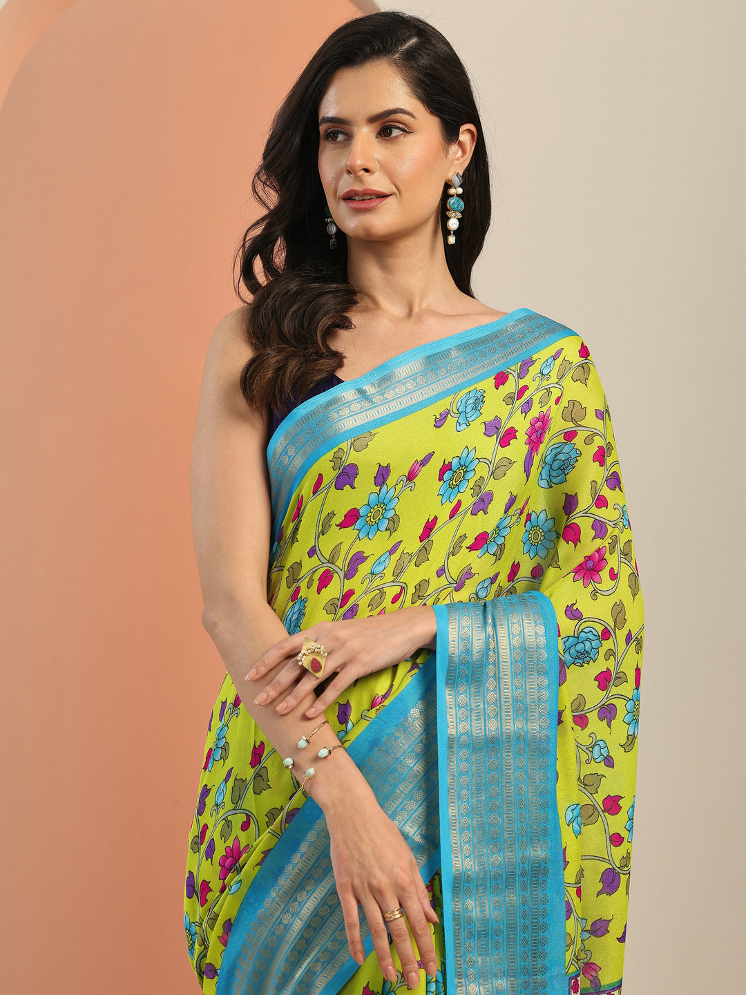 Green Printed Georgette Saree With Unstitched Blouse Piece