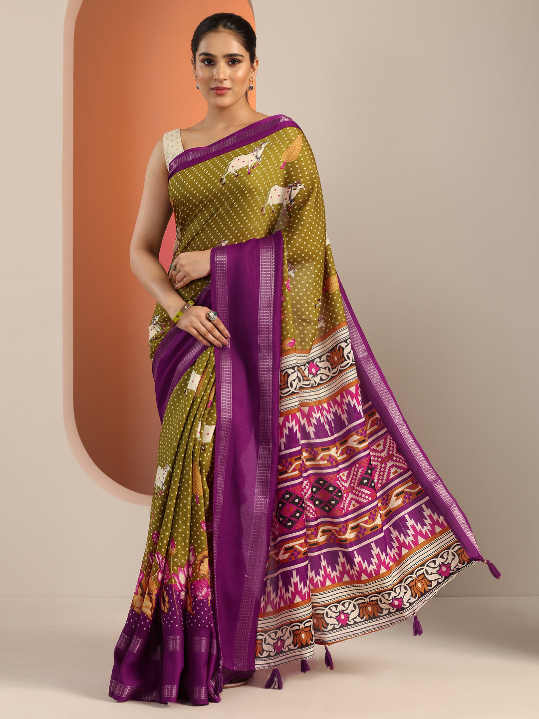 Green Printed Georgette Saree With Unstitched Blouse Piece