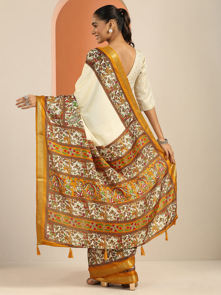 Beige Solid Georgette Saree With Unstitched Blouse Piece