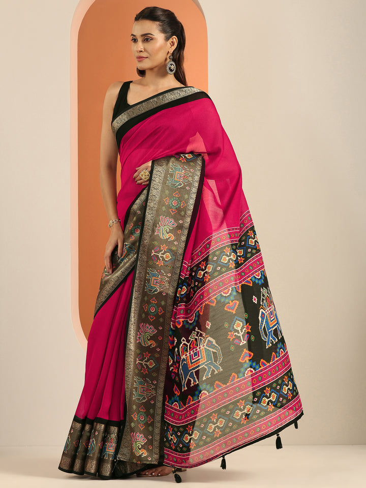 Pink Solid Georgette Saree With Unstitched Blouse Piece