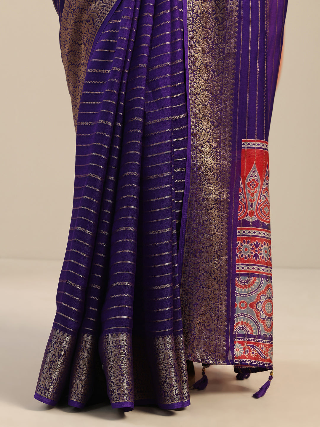 Purple Woven Design Georgette Saree With Unstitched Blouse Piece