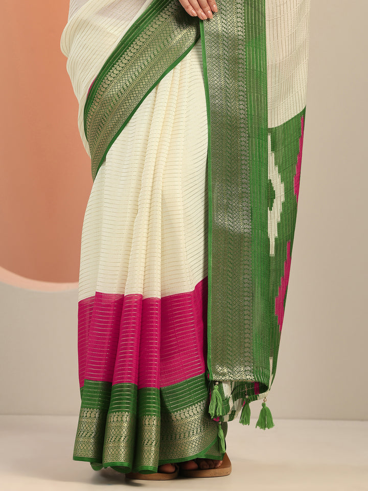Off white Solid Silk Blend Saree With Unstitched Blouse Piece