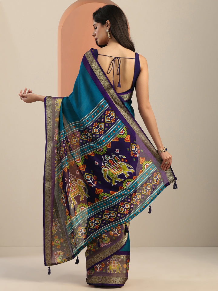 Teal Solid Georgette Saree With Unstitched Blouse Piece