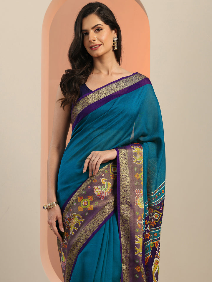Teal Solid Georgette Saree With Unstitched Blouse Piece