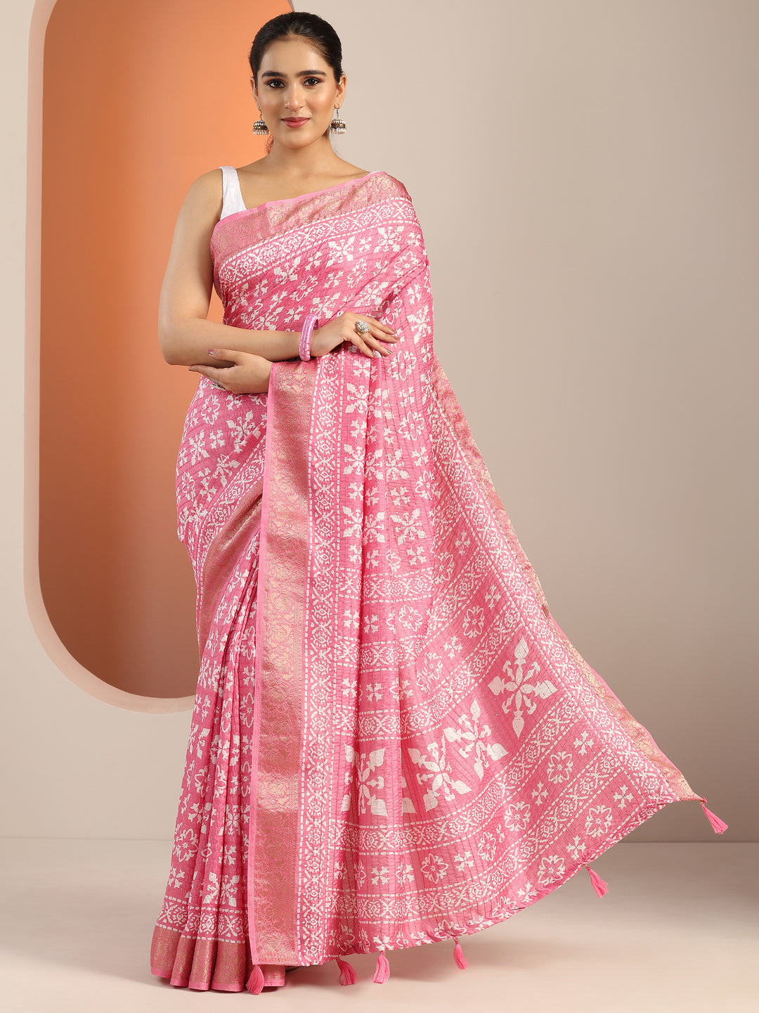 Pink Printed Silk Blend Saree With Unstitched Blouse Piece