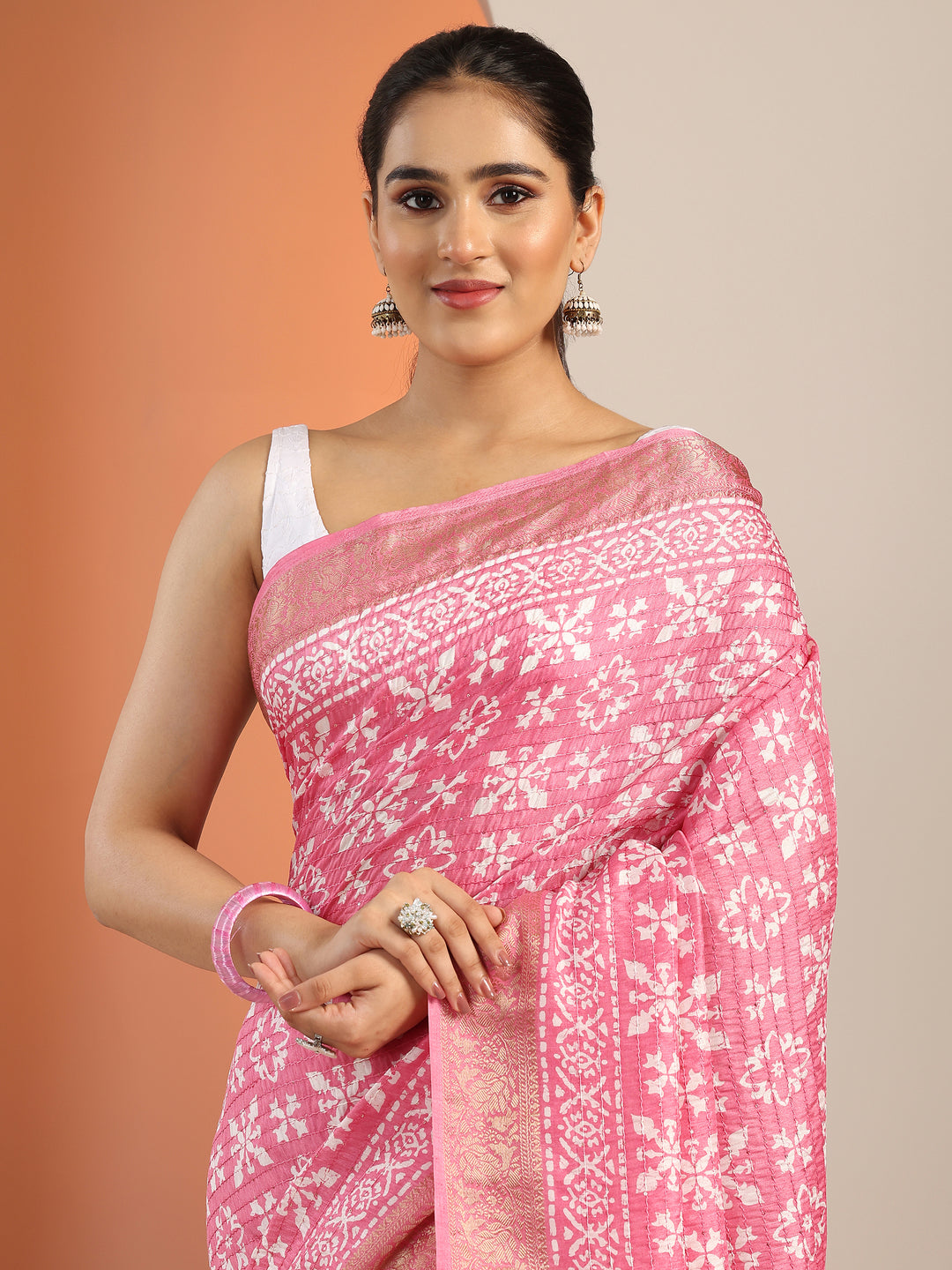 Pink Printed Silk Blend Saree With Unstitched Blouse Piece