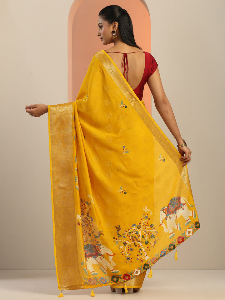 Yellow Printed Georgette Saree With Unstitched Blouse Piece