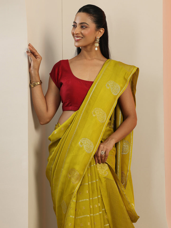 Green Woven Design Silk Blend Saree With Unstitched Blouse Piece