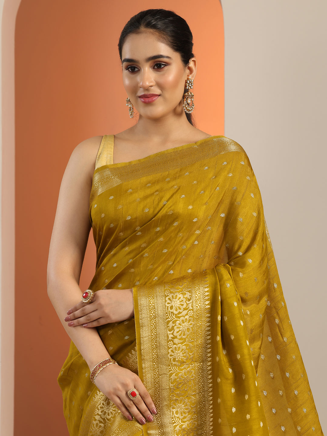 Olive Woven Design Silk Blend Saree With Unstitched Blouse Piece