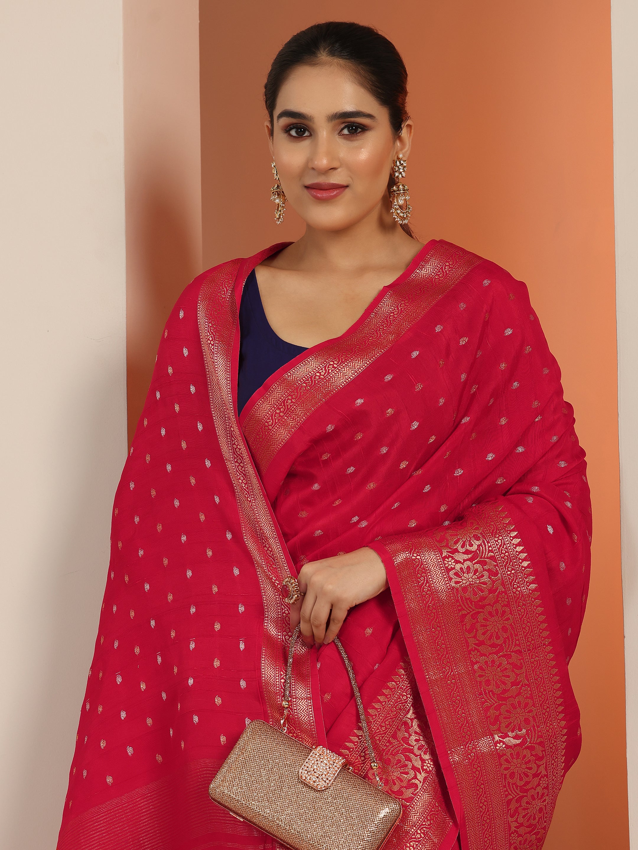 Gold Woven Design Silk Blend Saree With Unstitched Blouse Piece