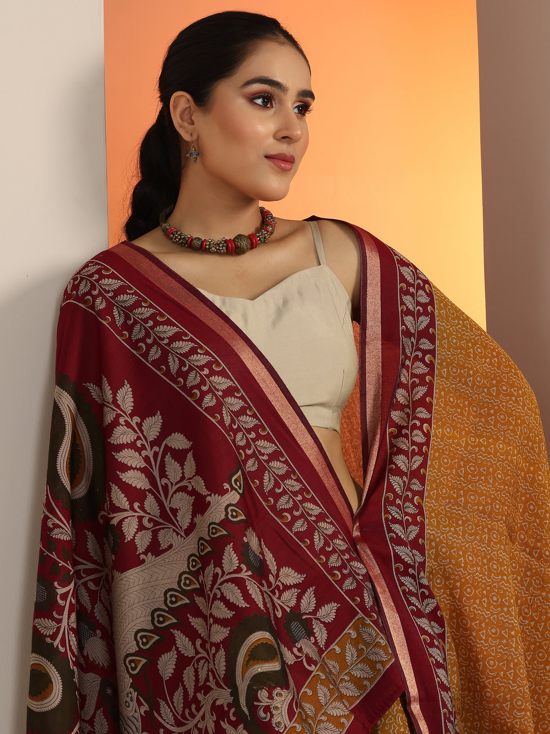 Mustard Printed Cotton Blend Saree With Unstitched Blouse Piece