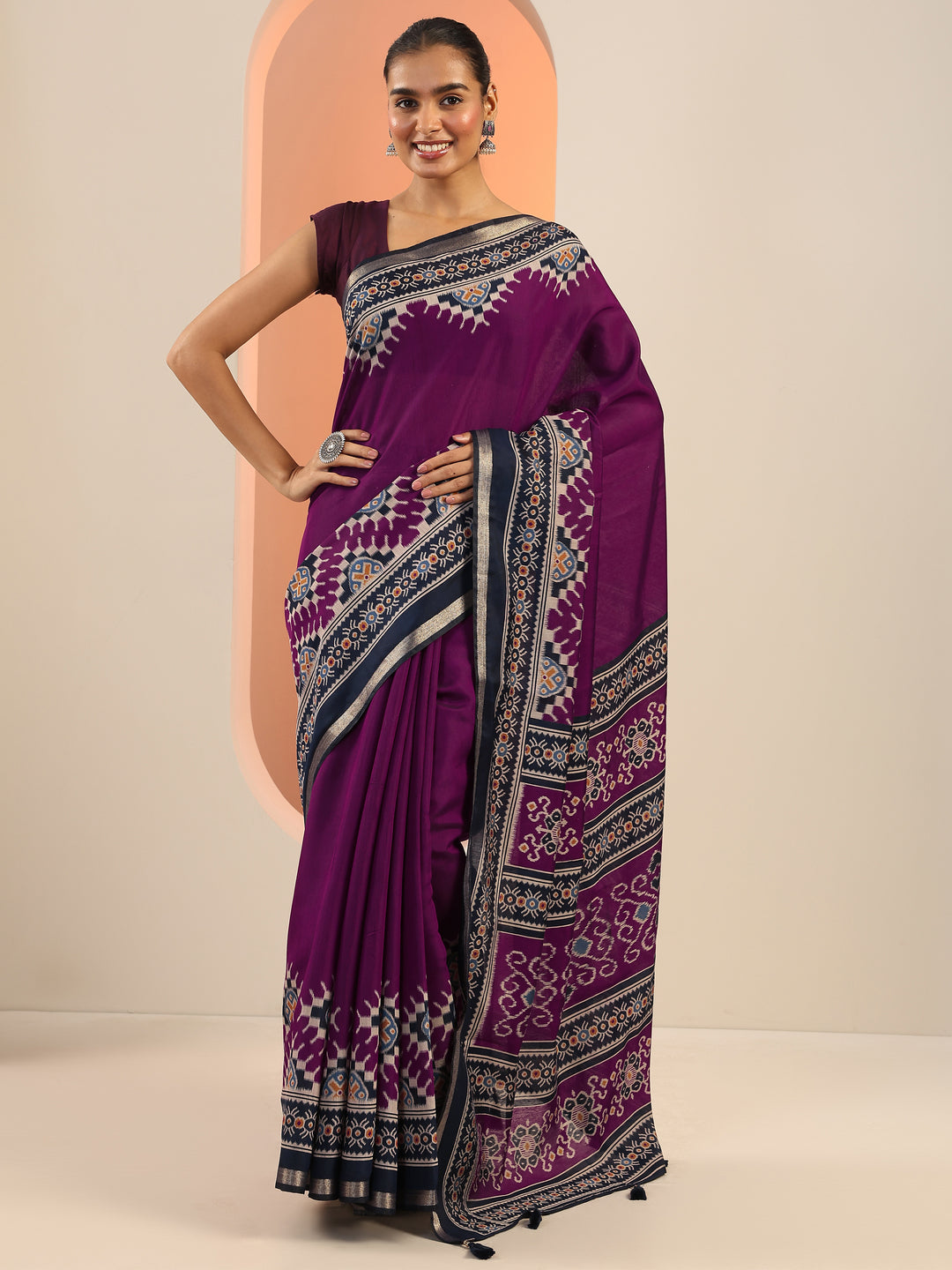 Purple Solid Cotton Saree With Unstitched Blouse Piece