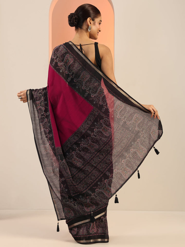 Red Printed Cotton Saree With Unstitched Blouse Piece